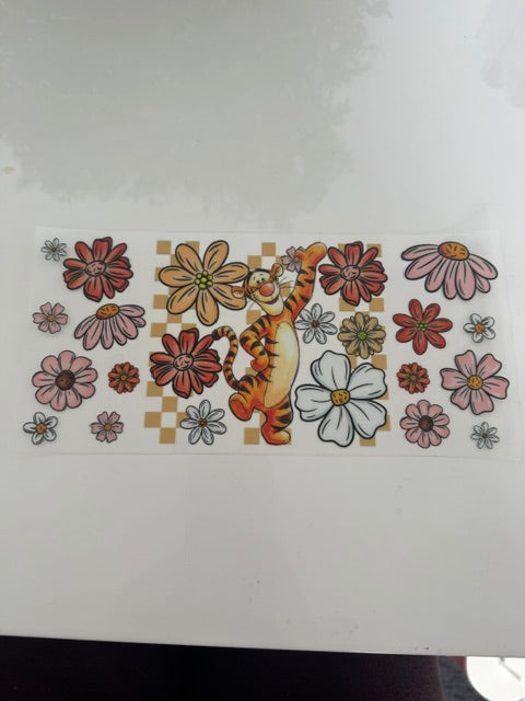 1018 Tigger and flowers